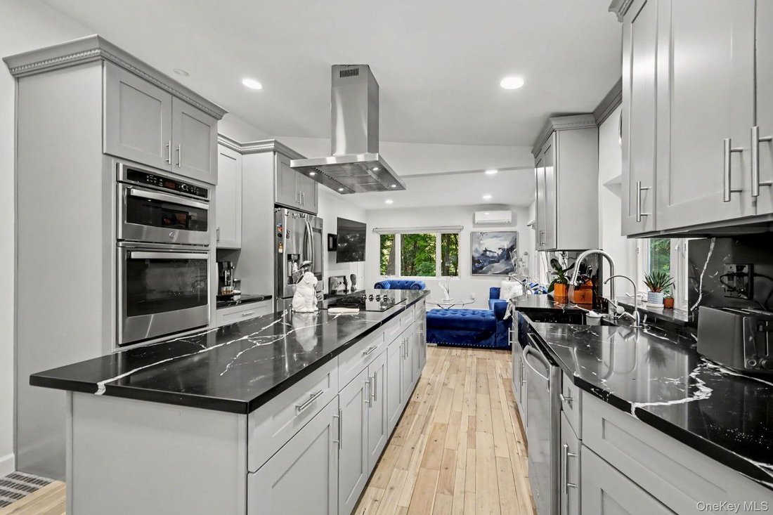 House in Katonah, New York, United States 5 - 18503891