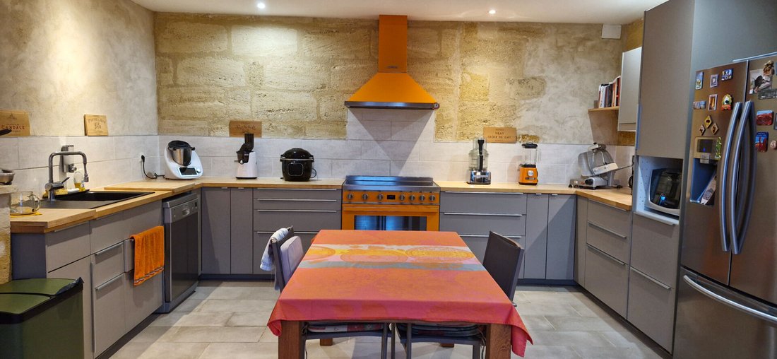 Villa in Saint-Émilion, Nouvelle-Aquitaine, France 3 - 18536554