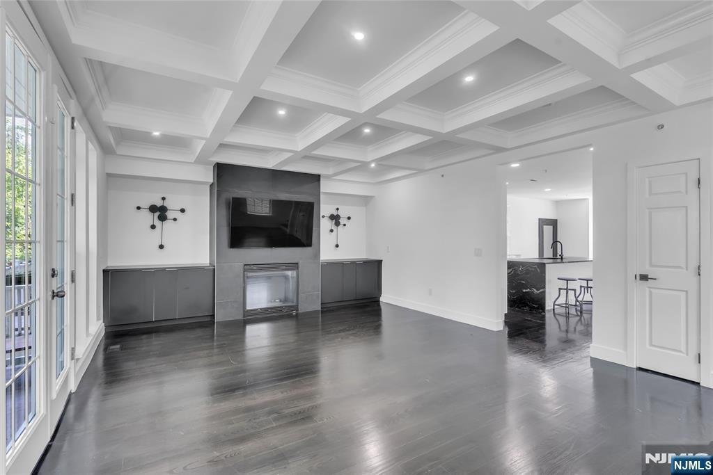 Townhouse in Secaucus, New Jersey, United States 3 - 18535478