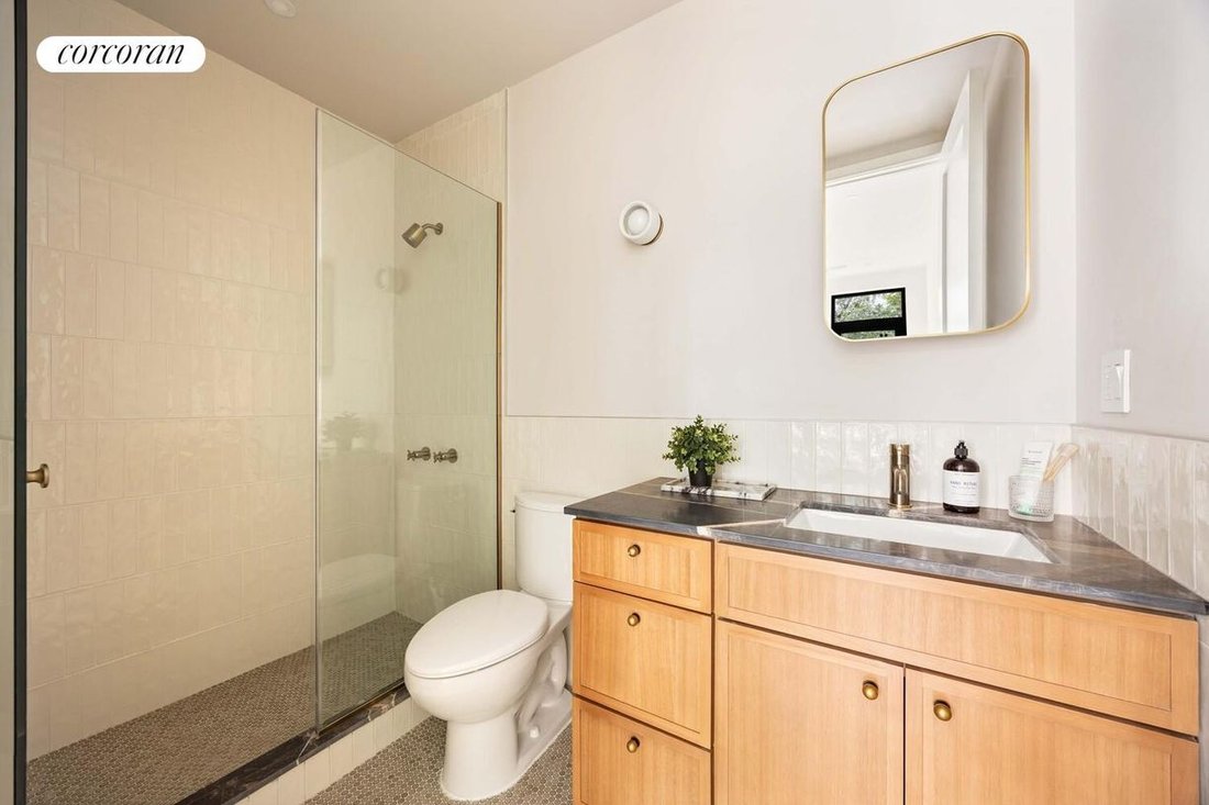 Condo in New York, New York, United States 5 - 18372289