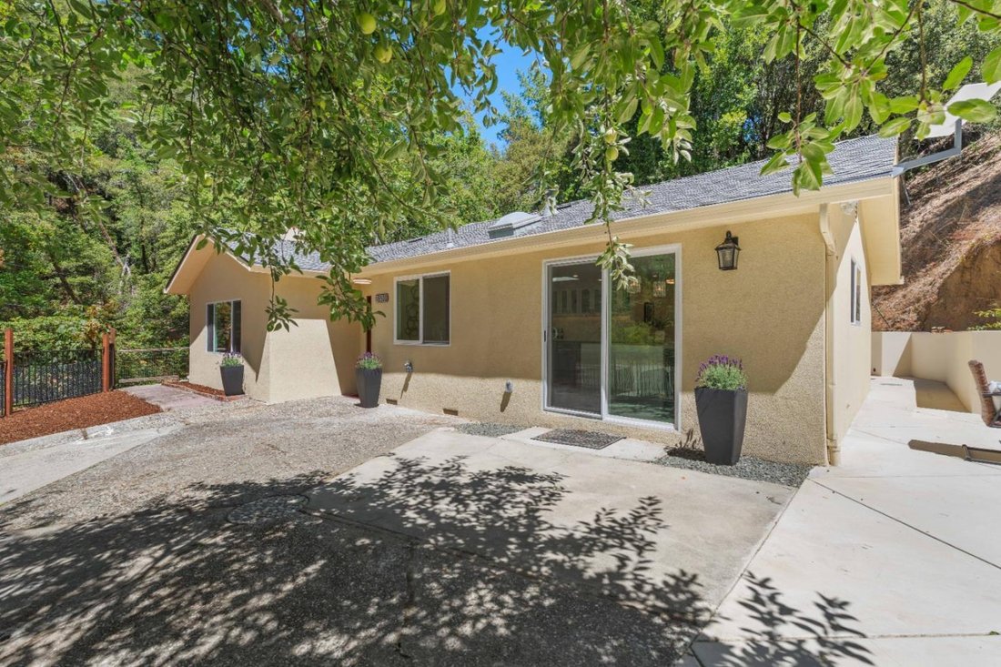 House in Saratoga, California, United States 2 - 18535385