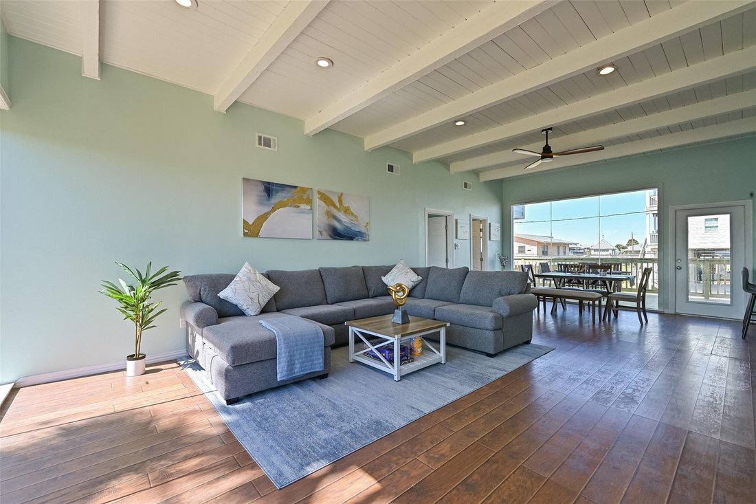 House in Galveston, Texas, United States 4 - 18532738
