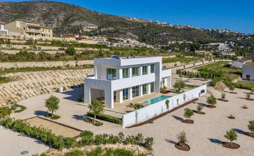 Villa in el Poble Nou de Benitatxell / Benitachell, Valencian Community, Spain 1