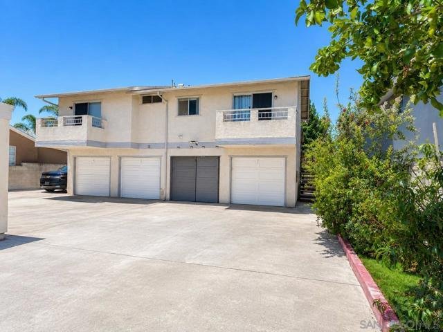 El Cajon, California, United States 1 - 18535872