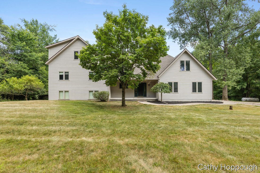 House in Greenville, Michigan, United States 1 - 18532477