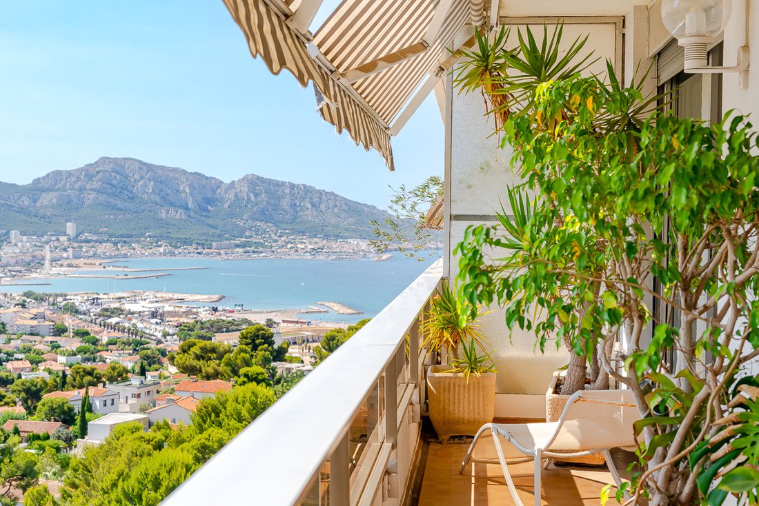 Apartment in Pointe Rouge, 8e Arrondissement, Marseille 2 - 18532816