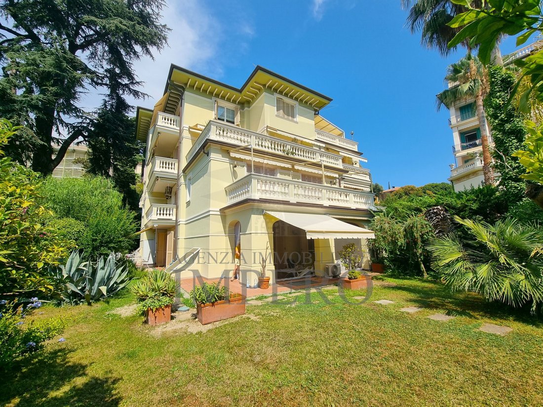 Apartment in Bordighera, Liguria, Italy 1 - 18532483