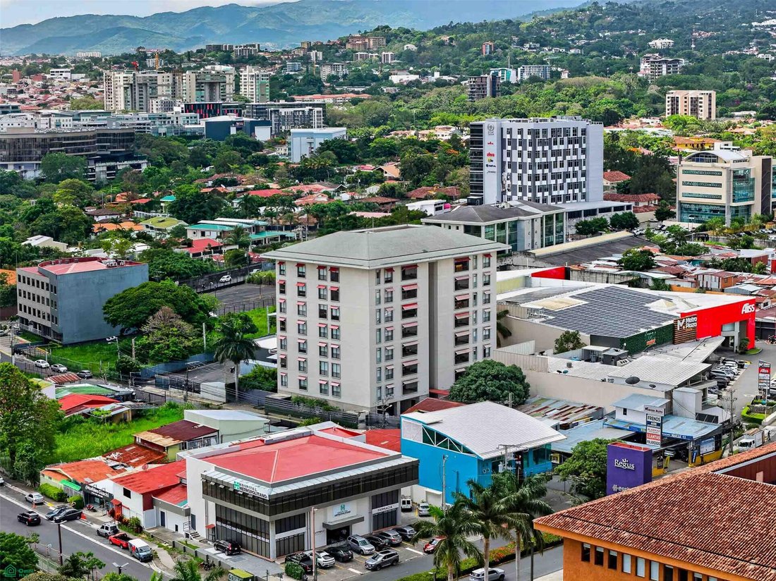 Condo in Escazu, San José Province, Costa Rica 1 - 18248366