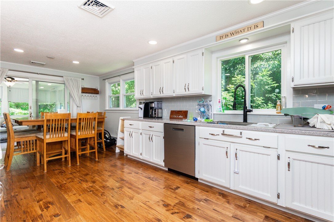 House in North Smithfield, Rhode Island, United States 2 - 18534545