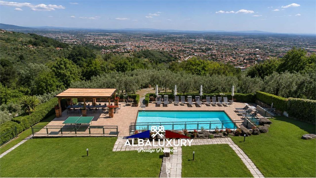Villa in Musicians Zone, Montecatini Terme, Tuscany 4 - 15347604
