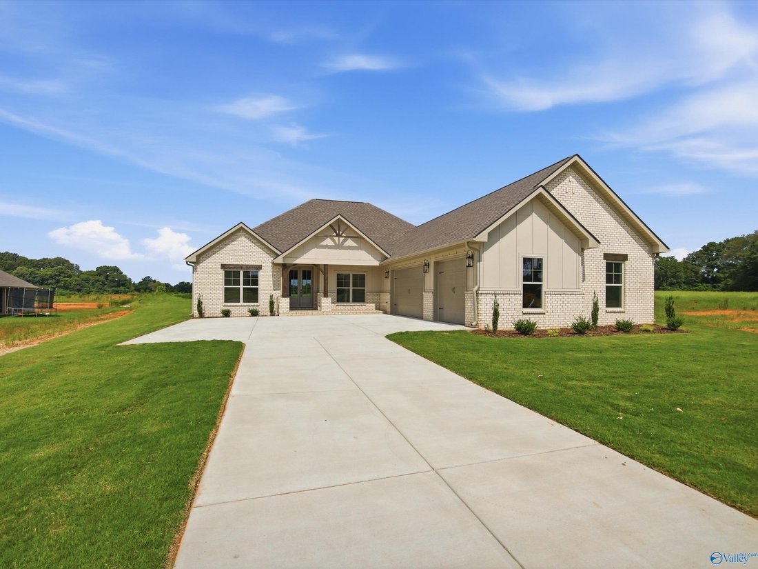 House in Athens, Alabama, United States 1 - 18419304