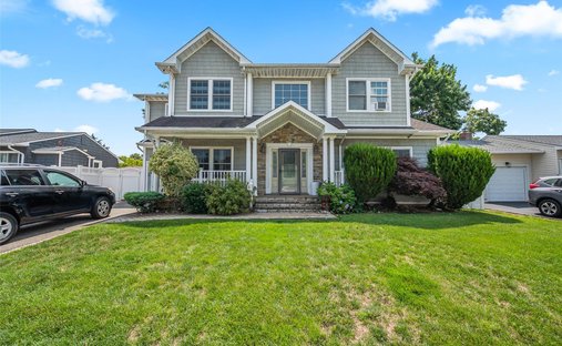 House in Plainview, New York, United States 1