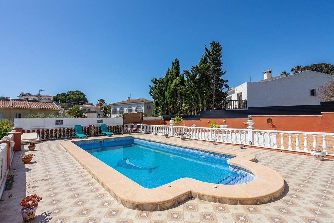 House in Torrevieja, Valencian Community, Spain 2 - 18536430