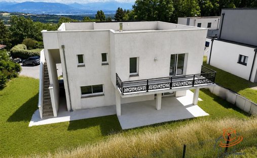 House in Ouest, Gex, France 1