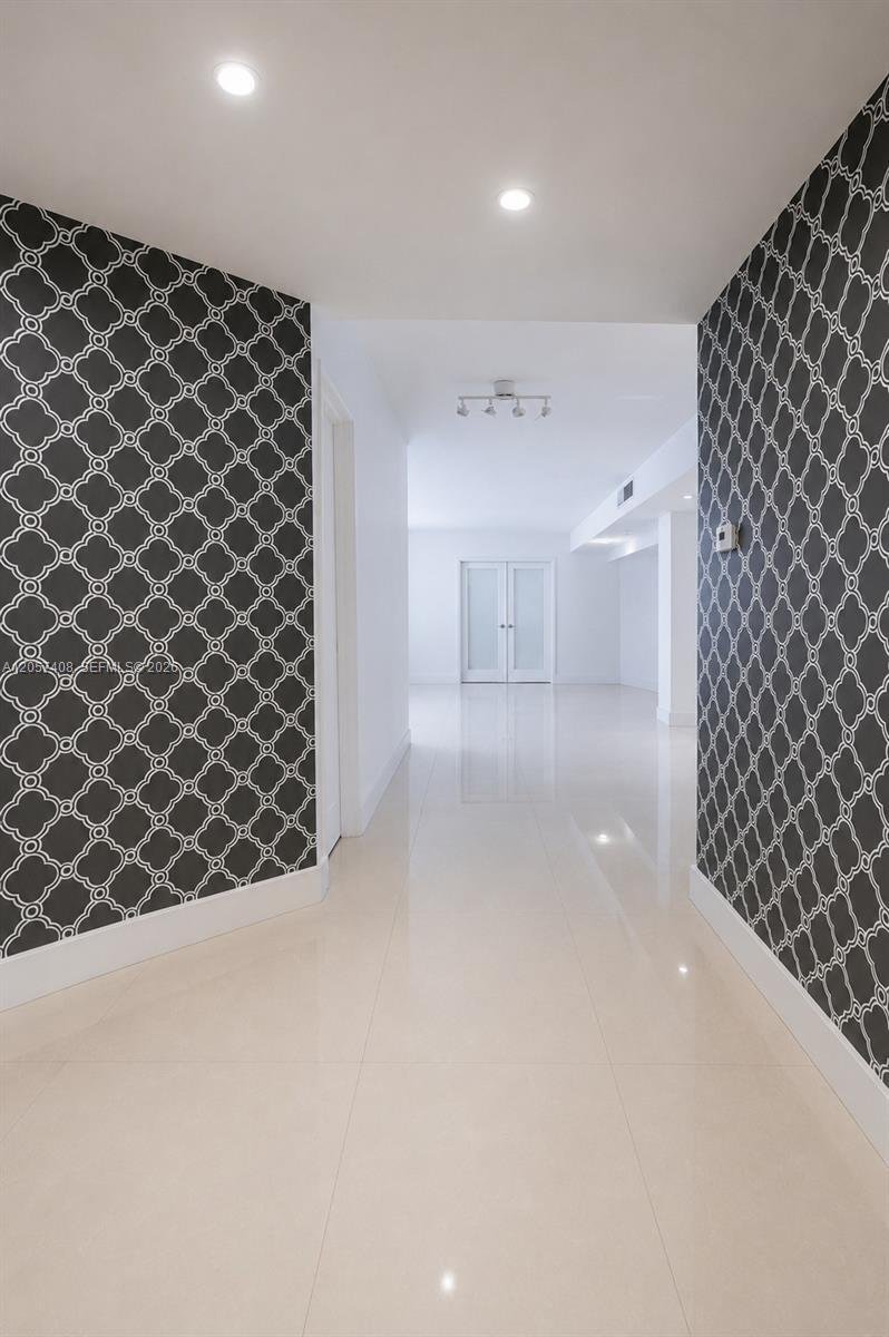 Condo in Miami, Florida, United States 2 - 18536072