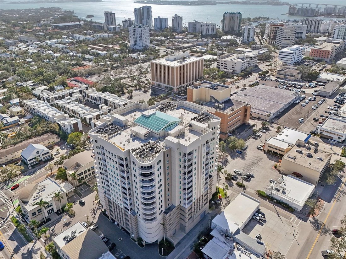 Condo in Sarasota, Florida, United States 2 - 18534696