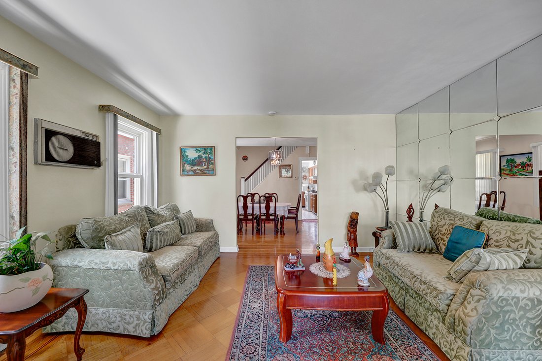 House in New York, New York, United States 4 - 18533608