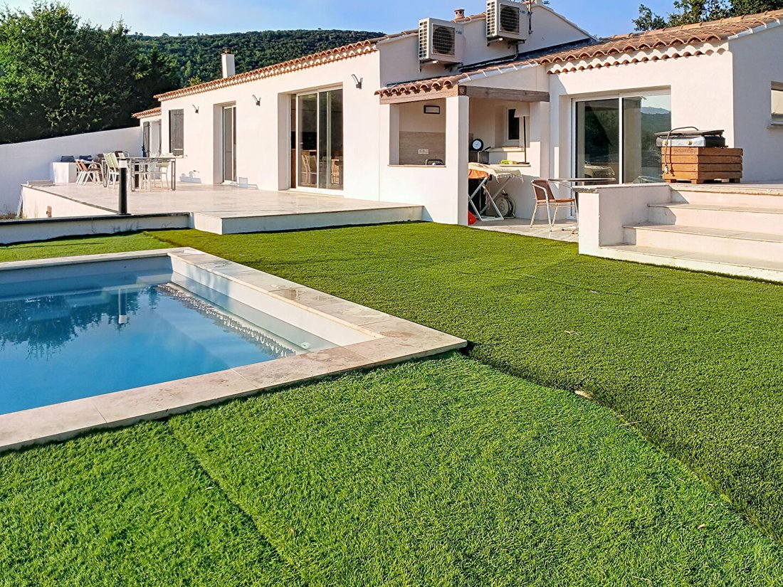Villa in Sainte-Anastasie-sur-Issole, Provence-Alpes-Côte d'Azur, France 2 - 18536562