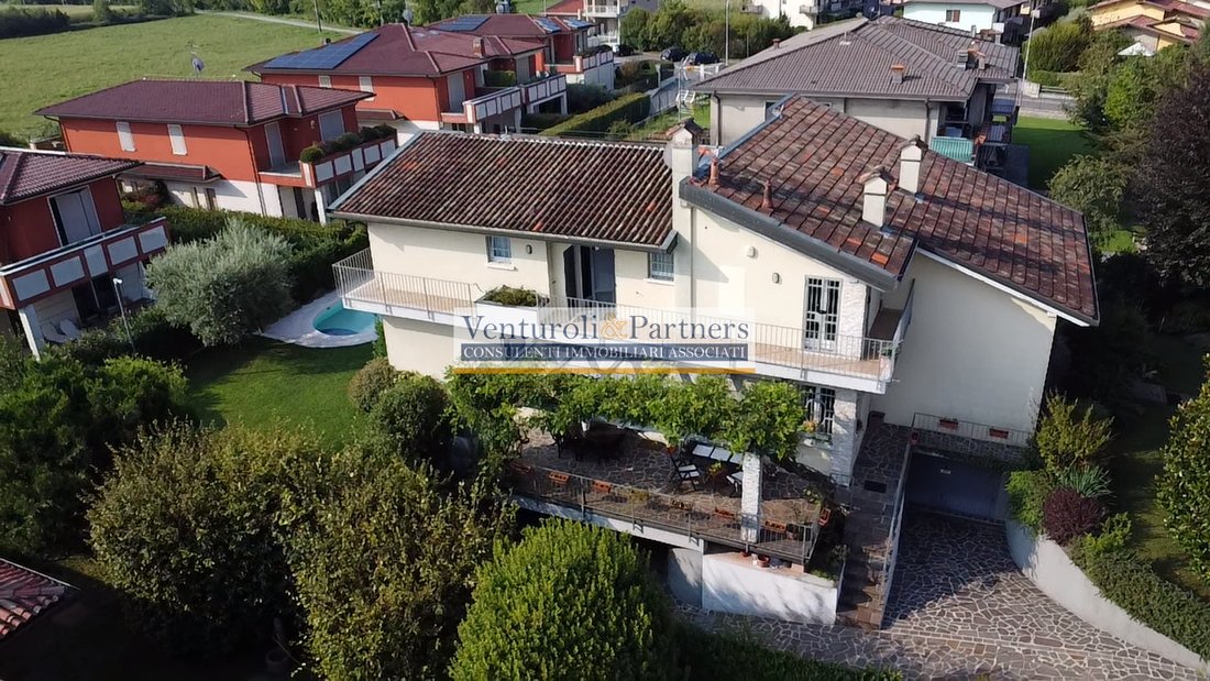 Villa in Mazzano, Lombardy, Italy 5 - 18529909
