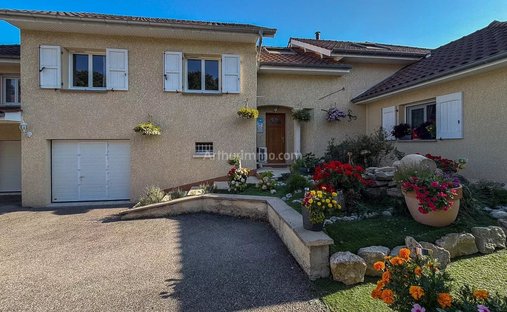 Casa en Morestel, Auvernia-Ródano-Alpes, Francia 1