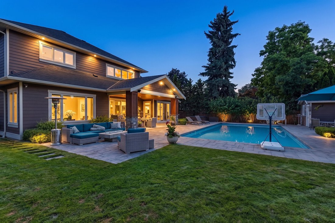 House in Kelowna, British Columbia, Canada 2 - 18533844