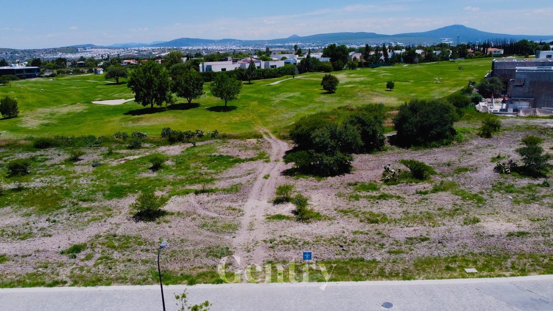 Land in Santiago de Querétaro, Querétaro, Mexico 3 - 18533229