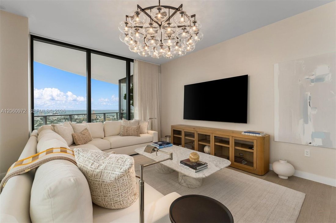 Condo in Miami Beach, Florida, United States 2 - 18536073