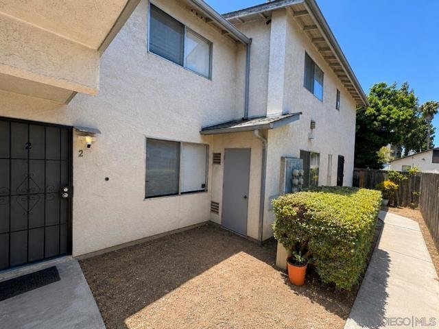 El Cajon, California, United States 3 - 18535872