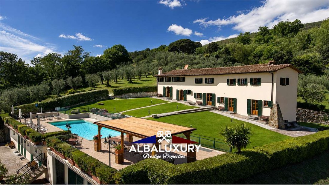 Villa in Musicians Zone, Montecatini Terme, Tuscany 2 - 15347604