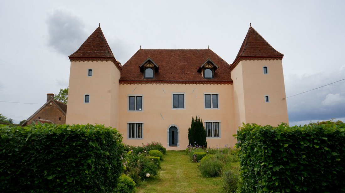 Villa in Saint-Martin-en-Bresse, Bourgogne – Franche-Comté, France 1 - 18133715