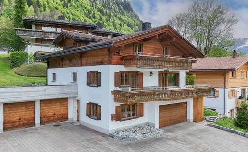 Haus in Klosters-Serneus, Graubünden, Schweiz 1