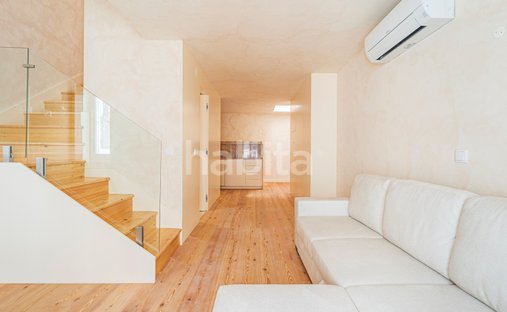 Apartment in Misericordia, Lisbon, Portugal 1