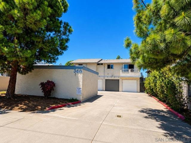 El Cajon, California, United States 2 - 18535872