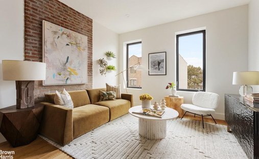 House in New York, New York, United States 1