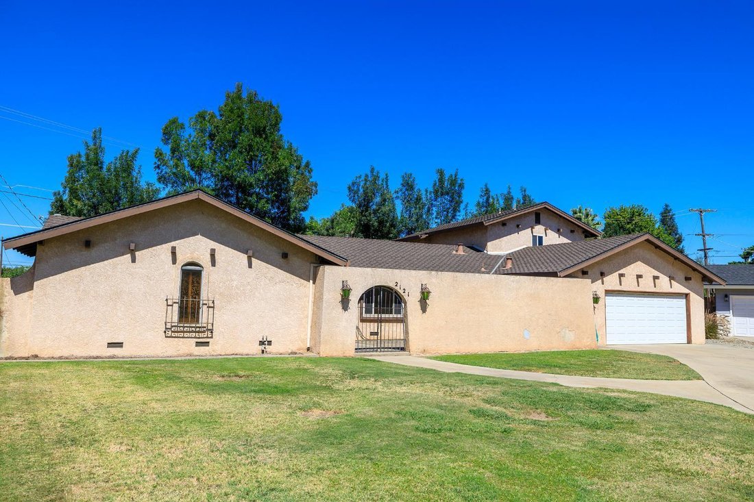 House in Turlock, California, United States 2 - 18533676