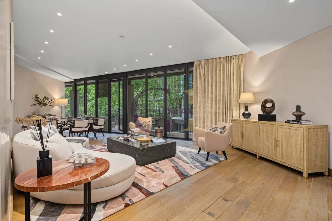 Apartment in Knightsbridge, Kensington And Chelsea, England 1 - 18534178