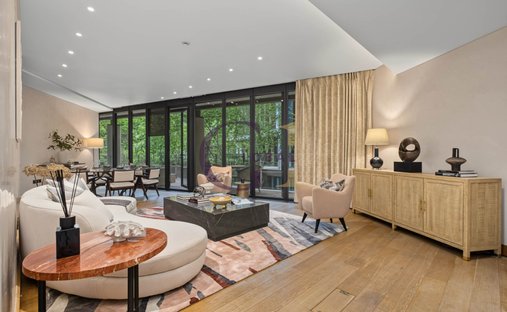 Apartment in Knightsbridge, Kensington And Chelsea, England 1