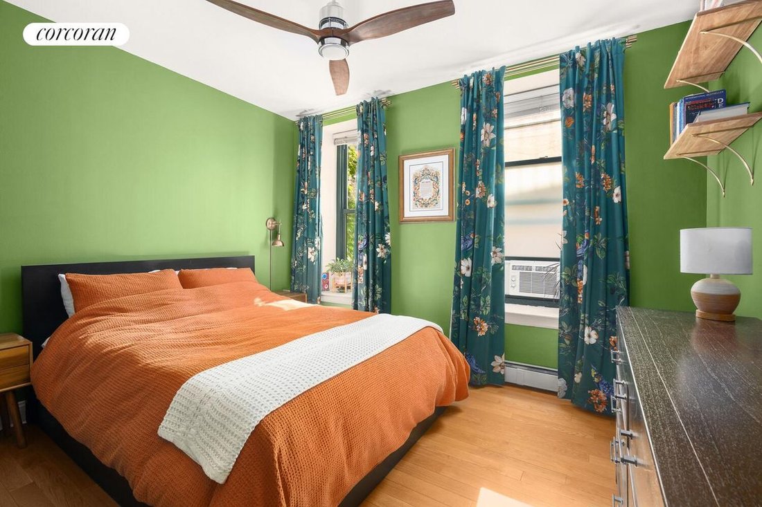 Condo in New York, New York, United States 4 - 18221773