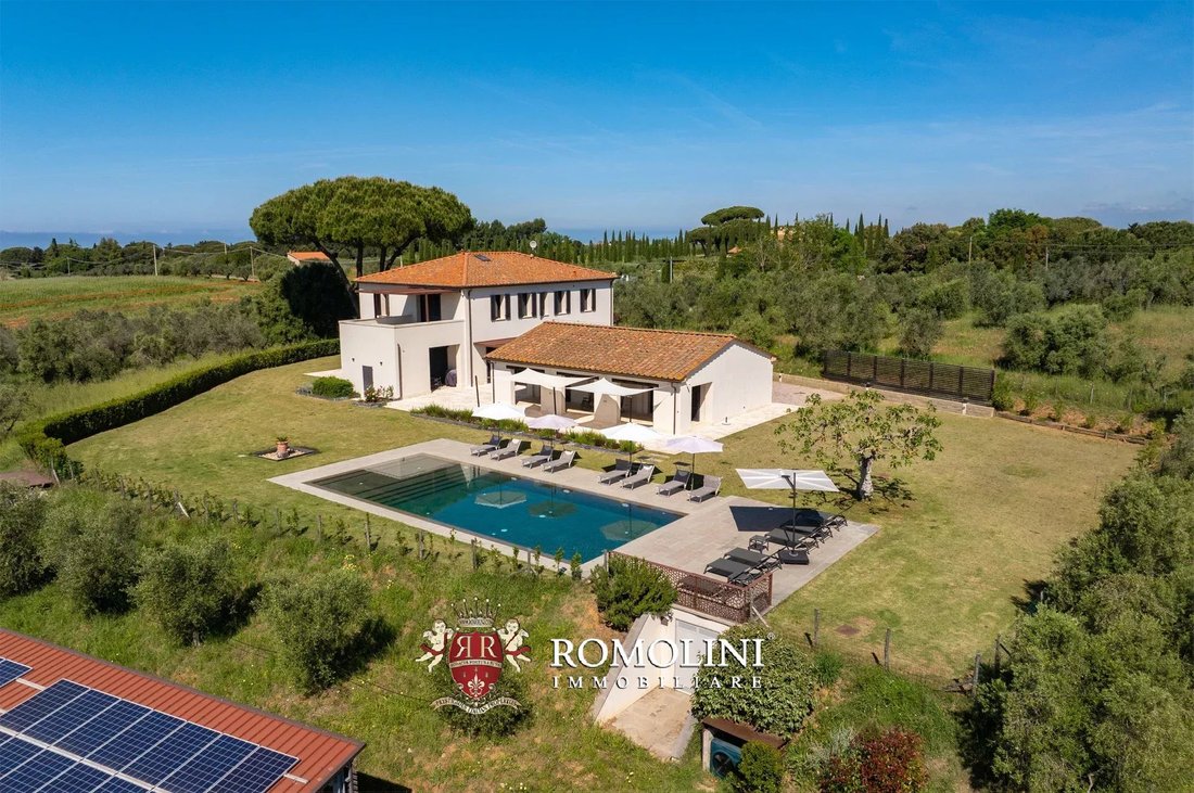 Villa in Cecina Centro, Cecina, Tuscany 3 - 18533630