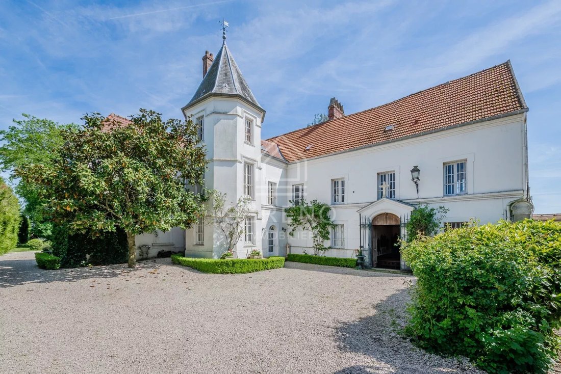 Estate in Le Plessis-Placy, Ile-de-France, France 2 - 14676633