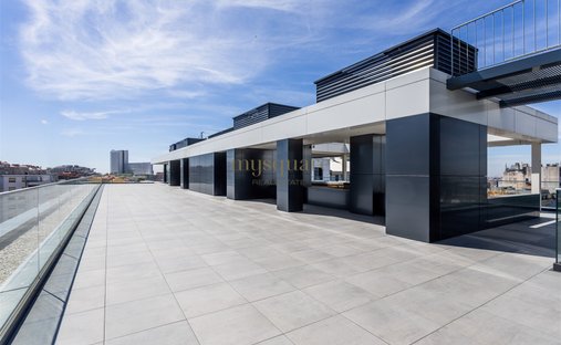 Appartamento a Mafamude e Vilar do Paraiso, Oporto, Portogallo 1