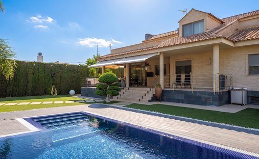 House in la Pobla de Vallbona, Valencian Community, Spain 1