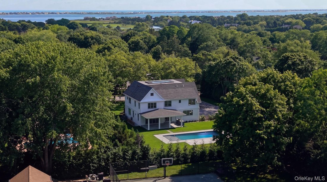 House in Westhampton, New York, United States 4 - 18211035