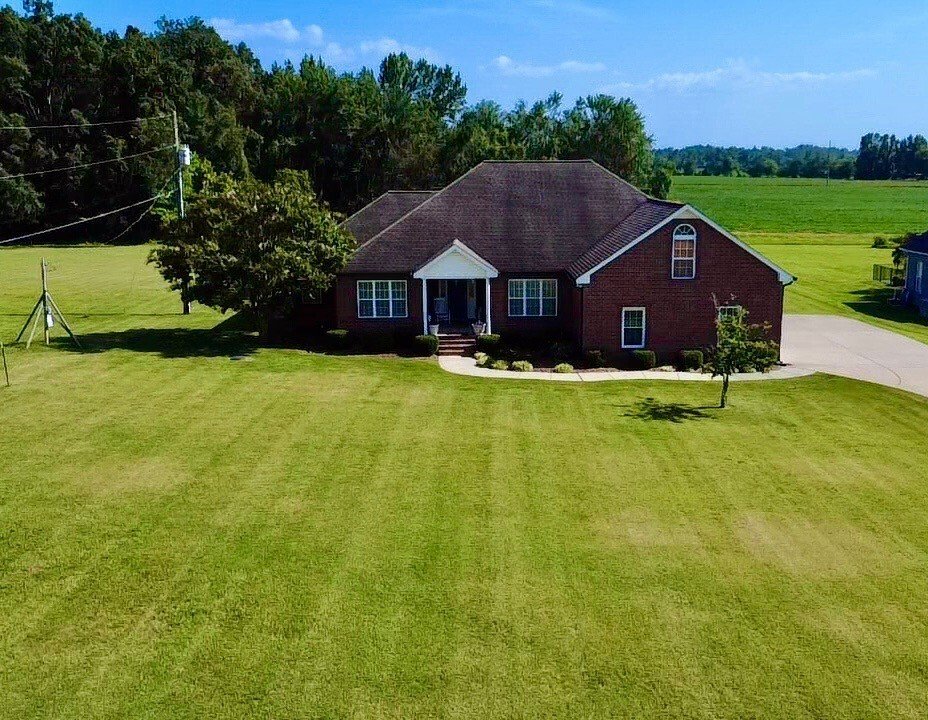 House in Cottontown, Tennessee, United States 2 - 18350021