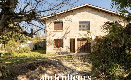 House in Barriere du Medoc, Le Bouscat, France 1