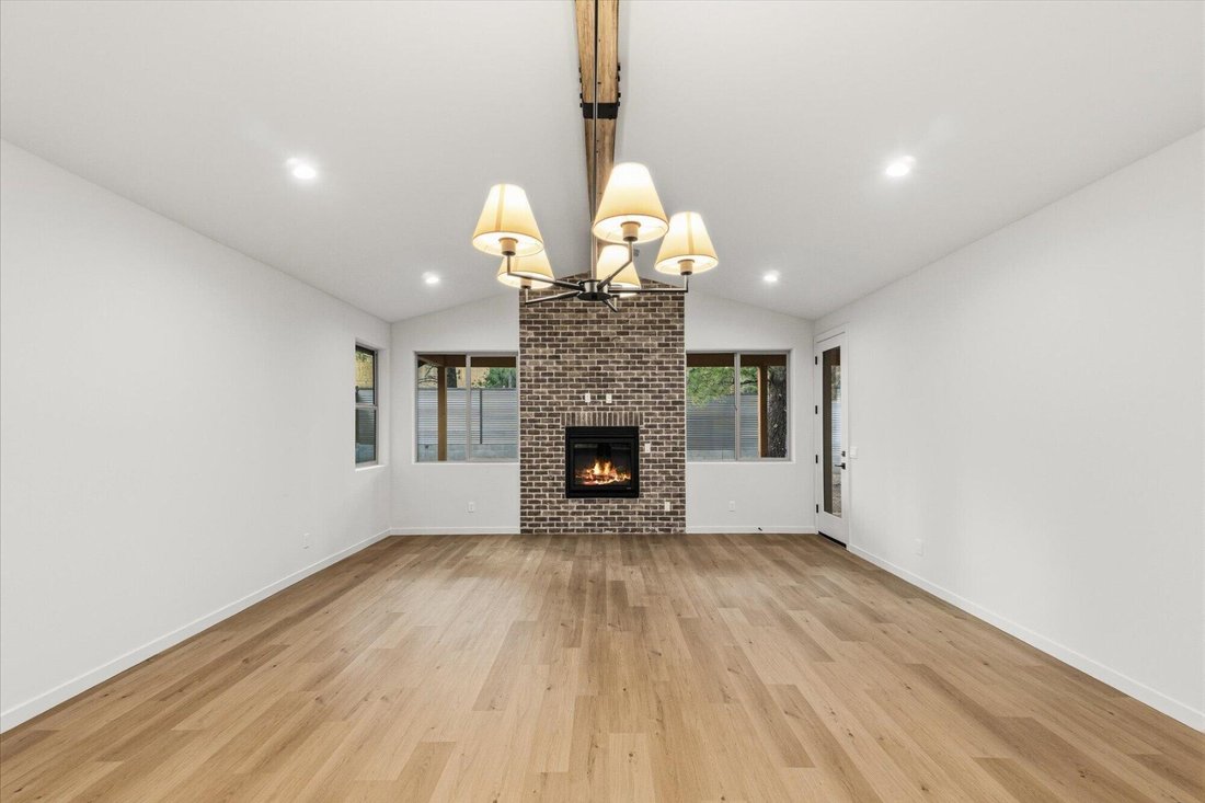 House in Flagstaff, Arizona, United States 5 - 18526799