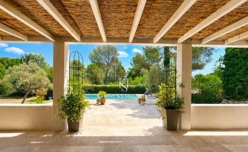Villa in Centre Ville, Saint-Maximin-la-Sainte-Baume, France 1