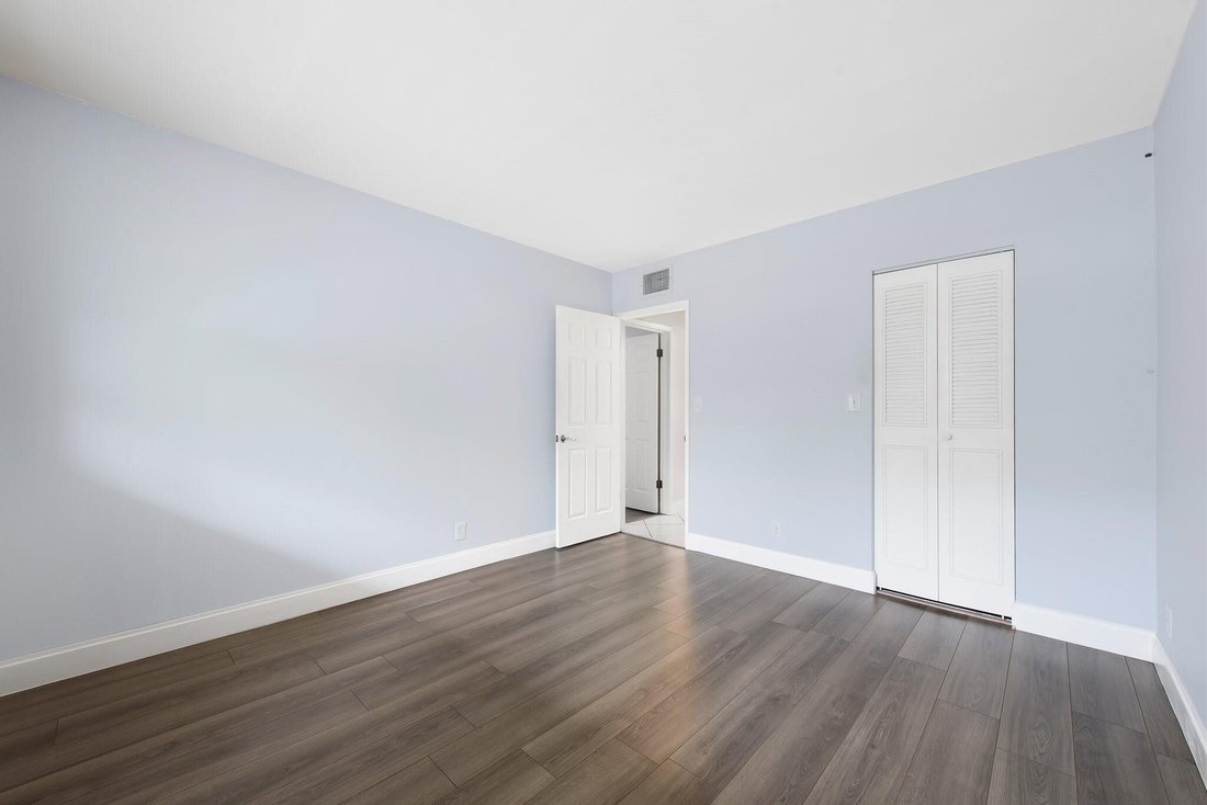 Condo in Hillsboro Beach, Florida, United States 5 - 18536118