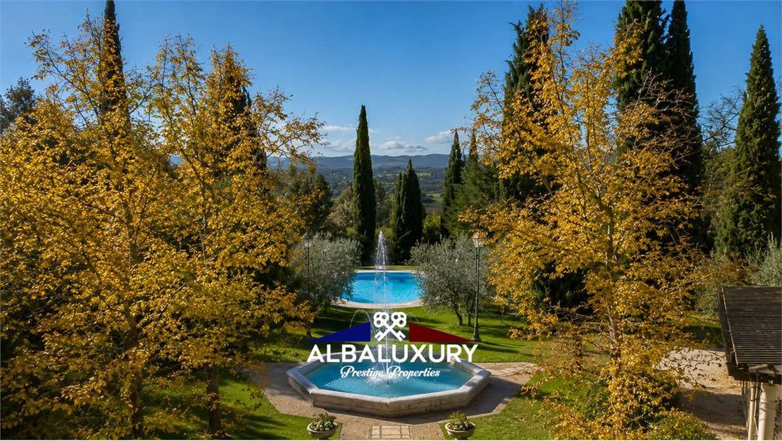 Villa in Foiano della Chiana, Tuscany, Italy 2 - 15347414