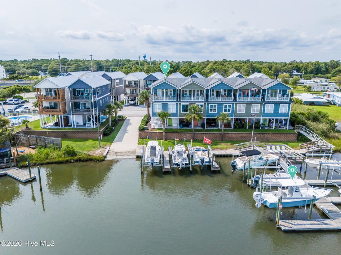 Townhouse in Topsail Beach, North Carolina, United States 4 - 18530504